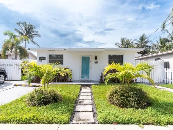 1469-1471 NW 10th St, Dania, FL 33004