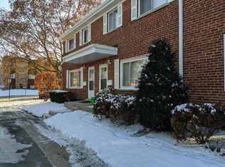 1232 N Boxwood Dr #A, Mount Prospect, IL