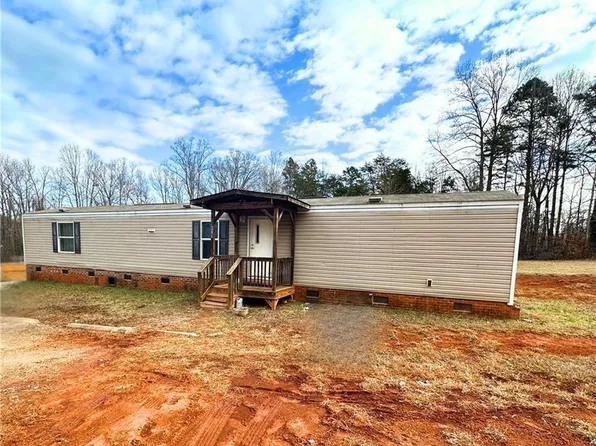 206 James Rd, Advance, NC 27006