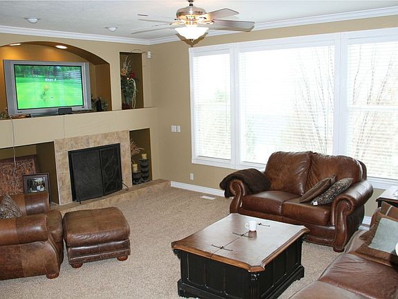 Large Family room w/view