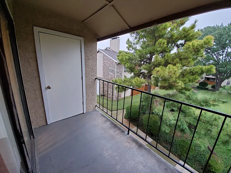 4748 Old Bent Tree Ln #308 — Photo 6