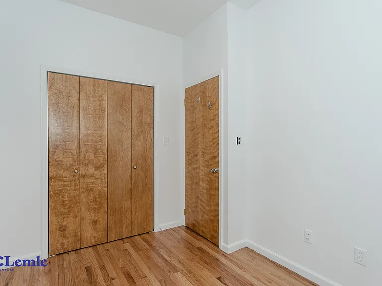 141 E 26th St #6D — Photo 8