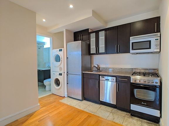 2nd image of 636 E 11th St #F5