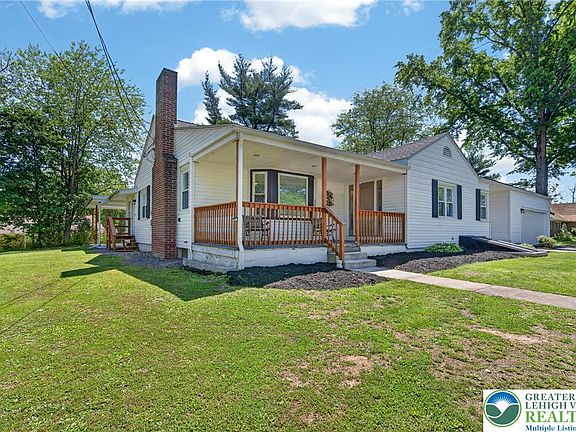 2nd image of 161 Avenue C
