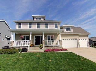 5204 Blazingstar Ln, Fitchburg, WI 53711