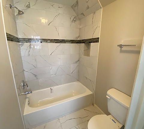 Master bathroom (New)