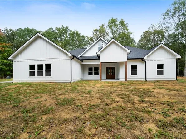 555 Bailey Rd SE, Silver Creek, GA 30173