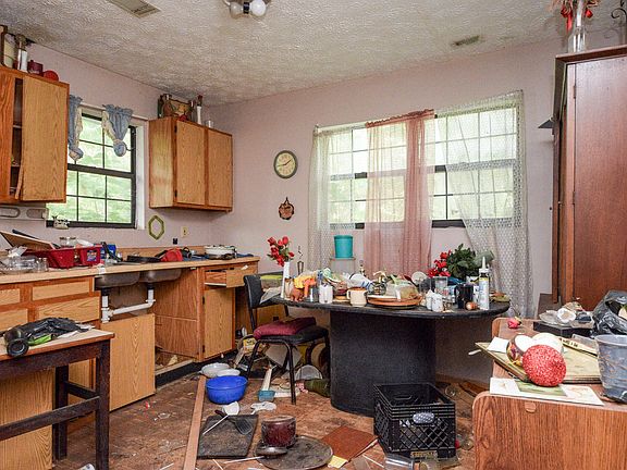 5th image of 4399 Byrd Ave