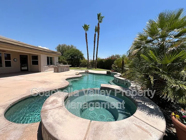 135 Tesori Dr — Photo 11