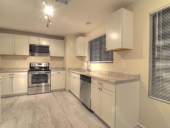 5th image of 3735 W Cochise Dr