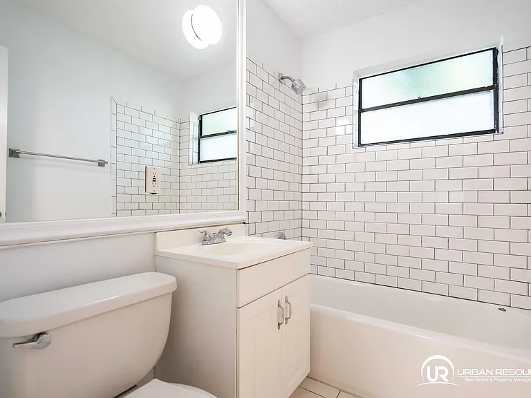 3265 Virginia St #18 — Photo 25