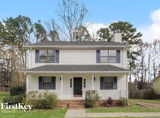 6306 Round Hill Rd, Charlotte, NC 28211