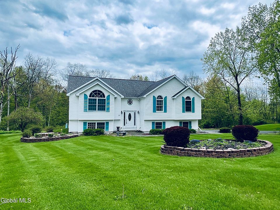 1st image of 35 Frederick Drive