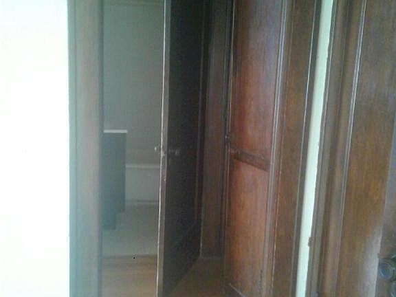 Hallway w/closet