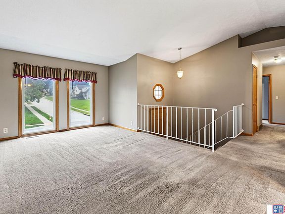 3rd image of 7214 S 150th St