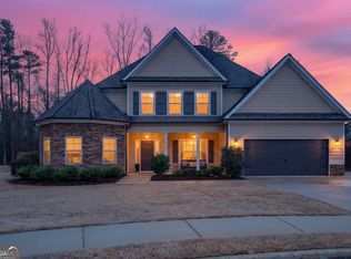 215 Duck Dr, Senoia, GA 30276