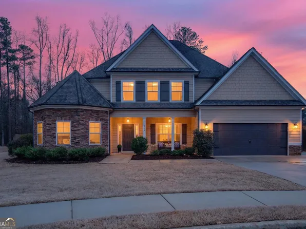 215 Duck Dr, Senoia, GA 30276