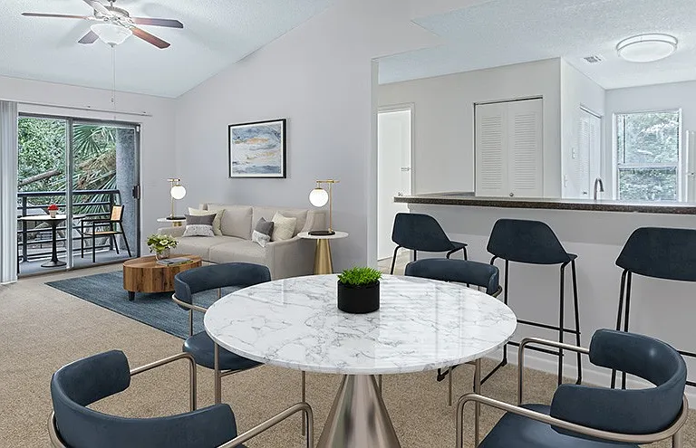 Sabal Palm at Lake Buena Vista Apartment Homes — Photo 3