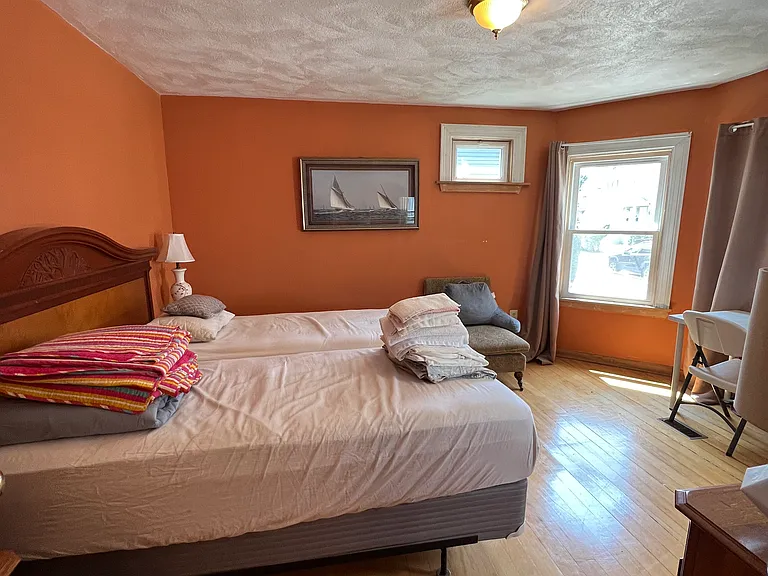 17 Holman St #1 — Photo 27