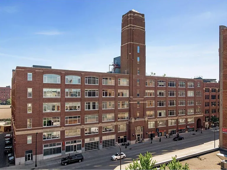 700 Washington Ave N #419 — Photo 16