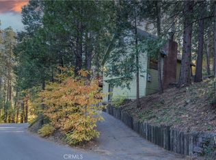 23953 Bowl Rd, Crestline, CA 92325
