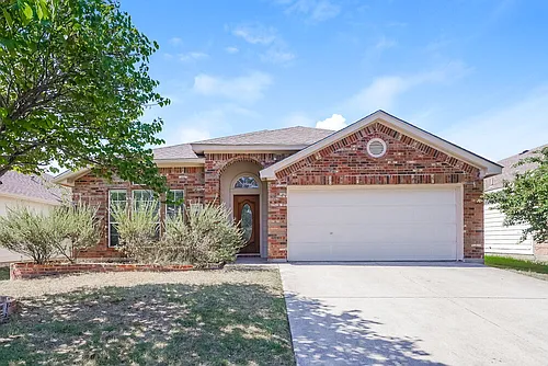 1005 Fort Apache Dr Photo 1