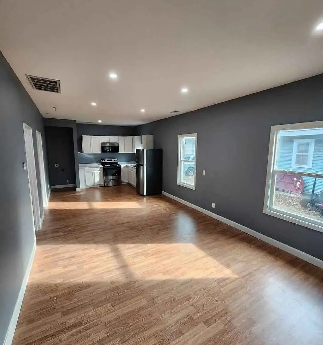 2 bed, 720 sqft, $950 — Photo 2