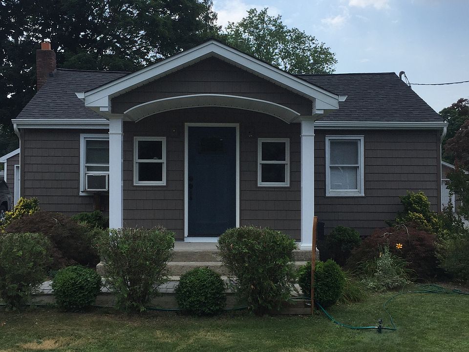 1st image of 20 Vassar Pl