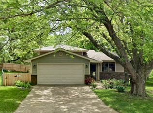 4201 87th St, Urbandale, IA 50322