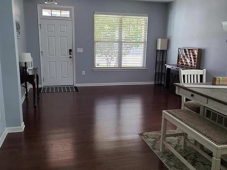 614 Rose Laurel Ct — Photo 3