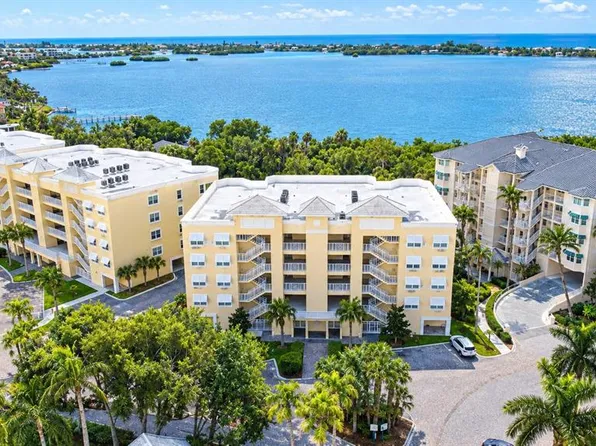 250 HIDDEN BAY DRIVE #302, OSPREY, FL 34229