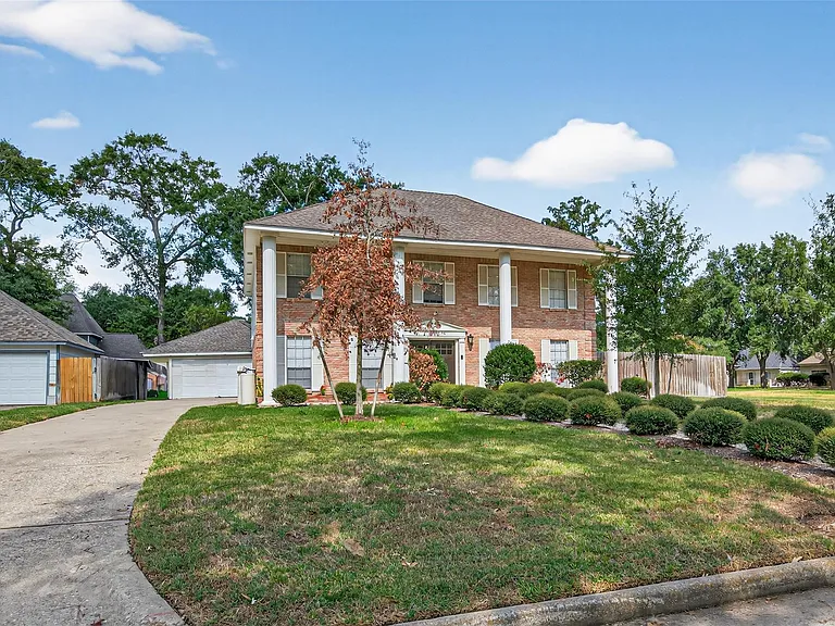 3602 Blue Cypress Dr — Photo 3