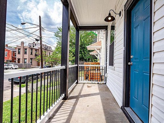 3rd image of 1764 Hanfield St