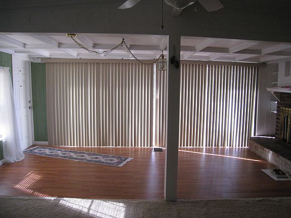 5th image of 561 SE 163rd Ct