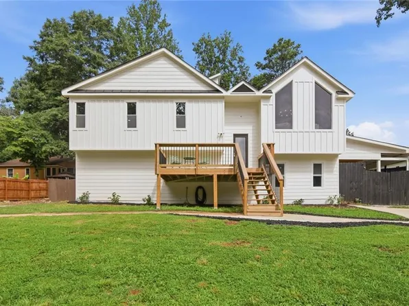 265 Watkins Glen Dr NE, Kennesaw, GA 30144