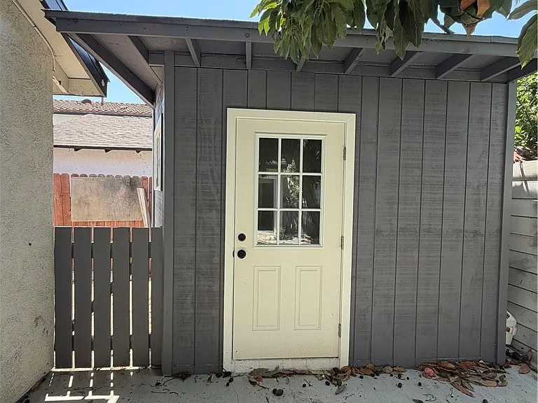 10515 S Firmona — Photo 11
