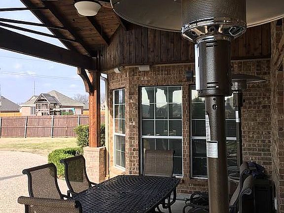 4th image of 1802 High Park Way