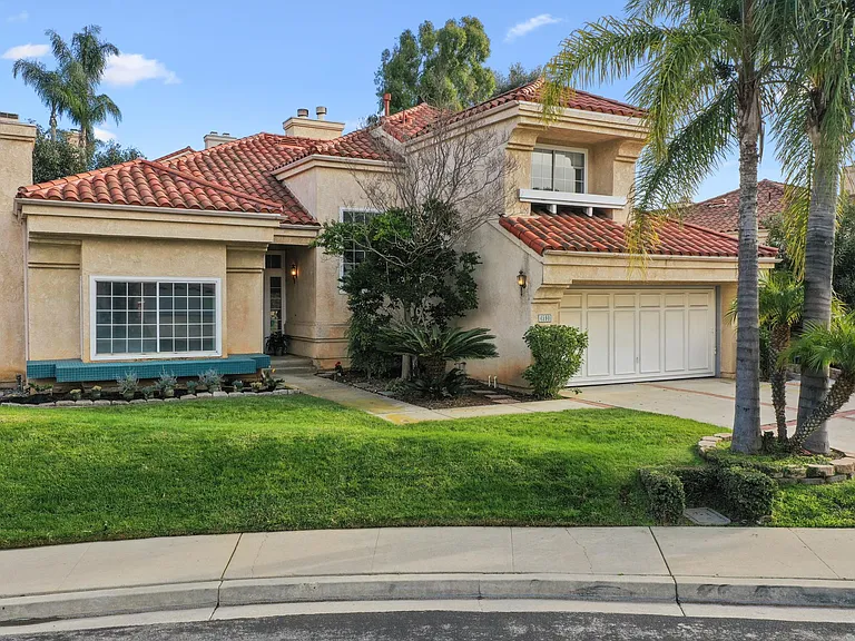 4590 Fern Valley Ct — Photo 3