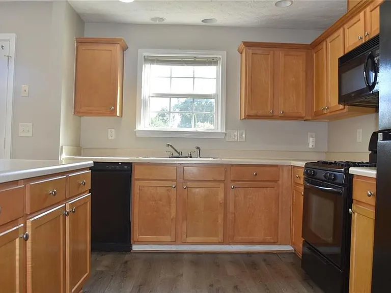1854 Pierce Way — Photo 7
