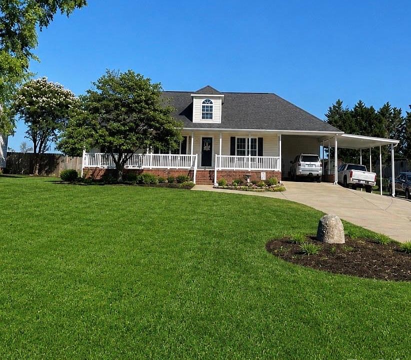 1st image of 131 Landing Ct