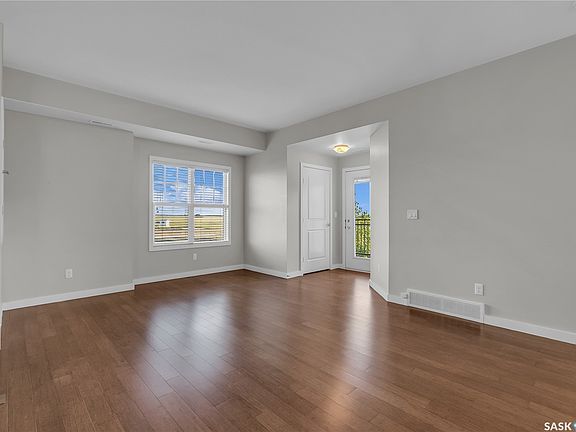 3rd image of 1015 Patrick Crescent #212