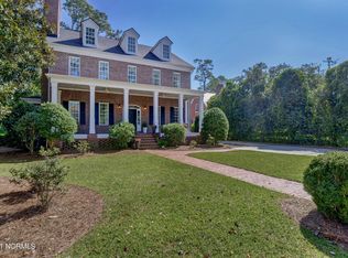 19 Forest Hills Dr, Wilmington, NC 28403