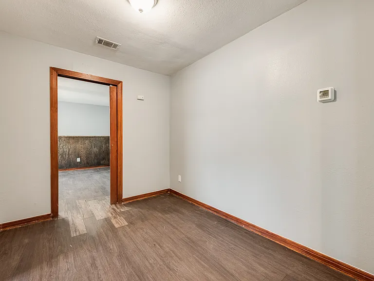 6617 Greenlee St — Photo 17