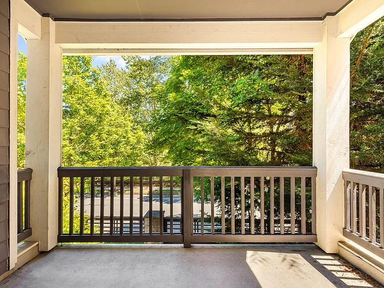 516 Lingering Pine Dr NW — Photo 5