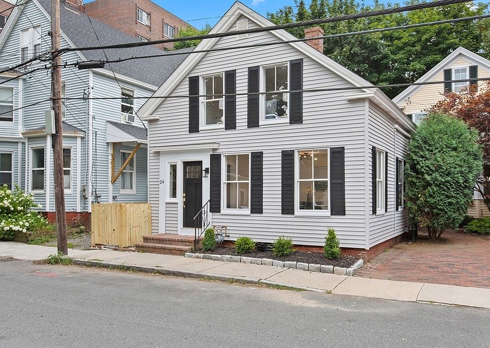 1st image of 24 Charter St