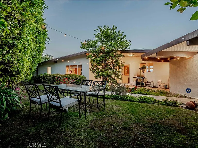 3844 Bobstone Dr — Photo 2