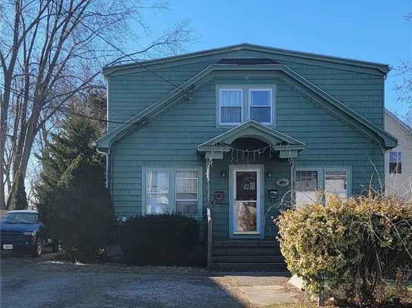 139 Bishop St, Pawtucket, RI 02860
