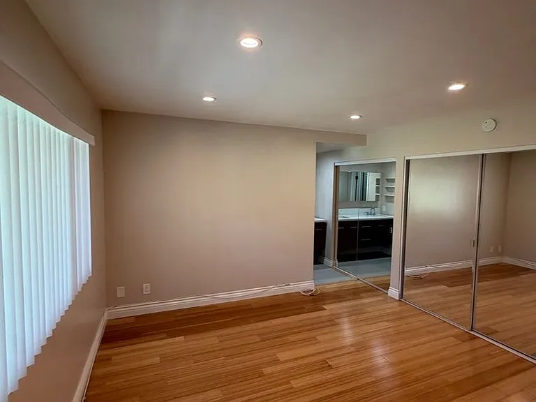 927 Redlen Ave — Photo 54