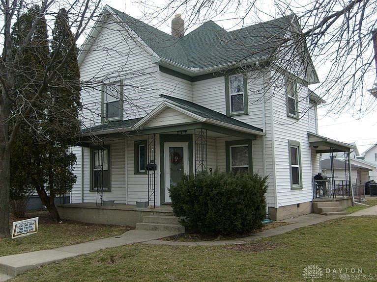 1st image of 808 N Troy St