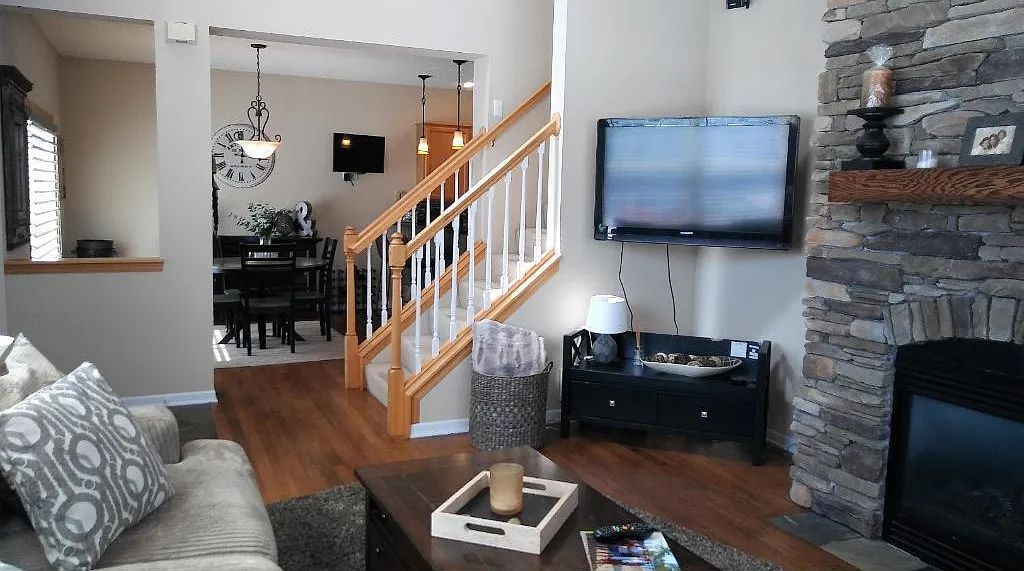 2 bed, 1652 sqft, $2,500 — Photo 4